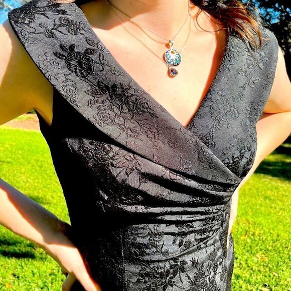 TAHARI KRISTINA BLACK BROCADE FLORAL DRESS 4 NWT - Picture 3 of 15